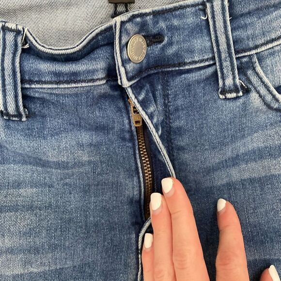 Judy Blue distressed skinny ankle jeans - Picture 5 of 10